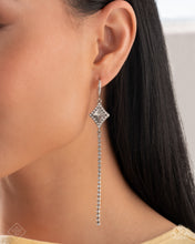 Load image into Gallery viewer, Paparazzi Sunset Sightings - April 2025 Fashion Fix Complete Set