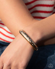 Load image into Gallery viewer, Paparazzi Glimpses of Malibu - April 2025 Fashion Fix Complete Set