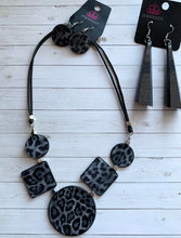 Load image into Gallery viewer, Paparazzi Here Kitty Kitty Necklace and Break The Ice Earrings