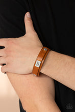 Load image into Gallery viewer, Paparazzi Dont Quit Now Brown Bracelet