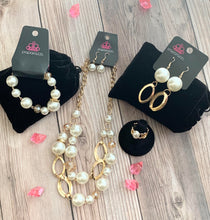 Load image into Gallery viewer, Fiercely 5th Avenue August Complete Set