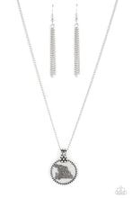 Load image into Gallery viewer, Paparazzi The KIND Side Silver Necklace