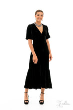 Load image into Gallery viewer, Paparazzi - Undeniable - 2022 Zi Collection