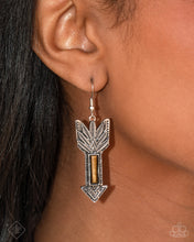 Load image into Gallery viewer, Paparazzi Simply Santa Fe - April 2025 Fashion Fix Complete Set
