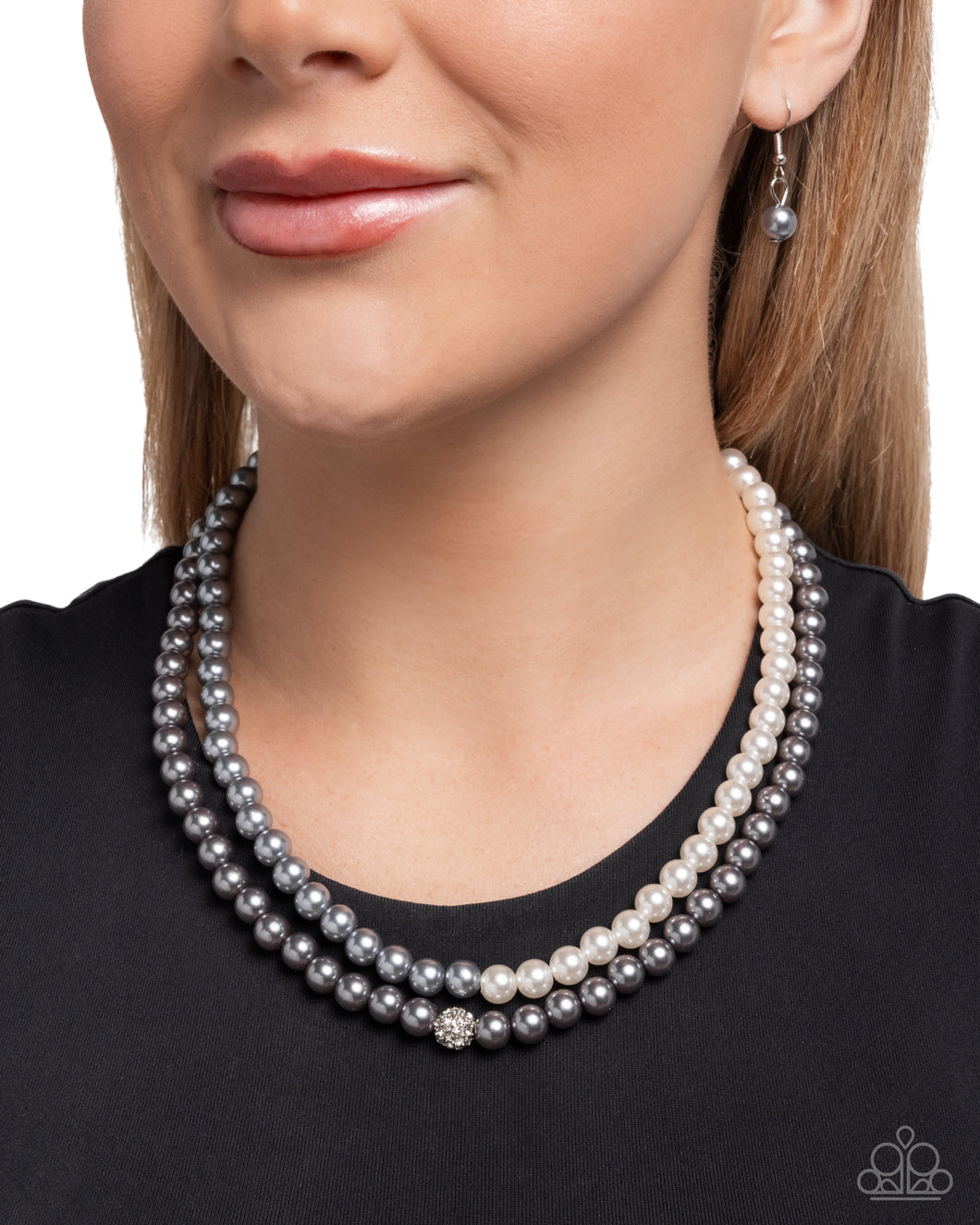Paparazzi Pearly Paladin Silver Necklace