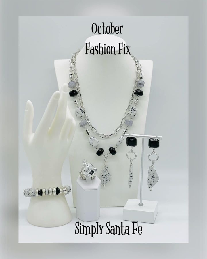 Paparazzi Simply Santa Fe - October 2023 Fashion Fix Complete Set