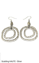 Load image into Gallery viewer, Paparazzi  Scalding HAUTE Silver Earrings
