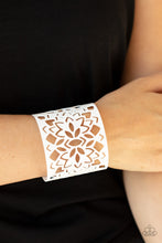 Load image into Gallery viewer, Paparazzi Hacienda Hotspot White Bracelet
