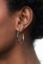 Load image into Gallery viewer, Paparazzi On The Brink Black Earrings
