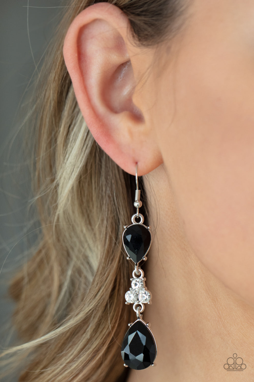 Paparazzi Once Upon a Twinkle Black Earrings