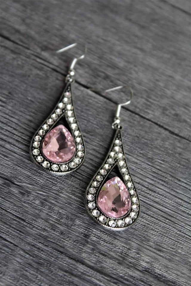 Paparazzi A-Lister Attitude Pink Earrings